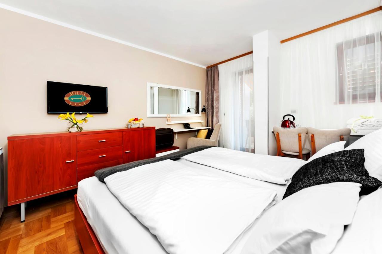 Villa Milli B&B Rovinj Bagian luar foto